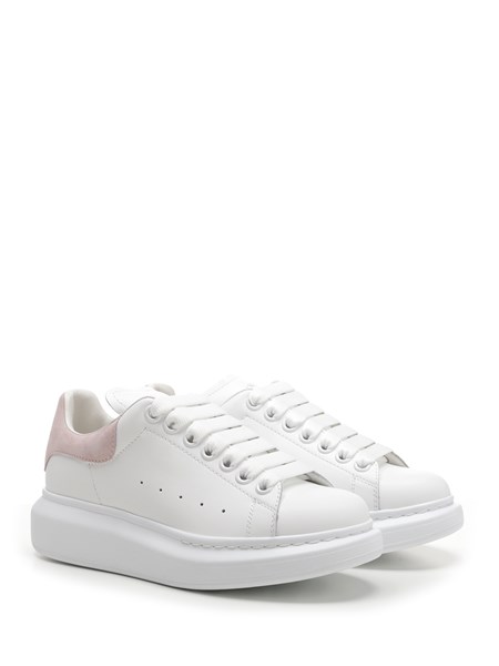 ACQUISTA 2 DI OGNI SCATOLA mcqueen rosa cipria E OTTIENI IL 70% DI SCONTO!