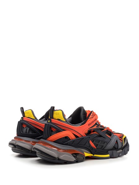 Scarpe sportive rosse di Balenciaga, €965 | farfetch.com | Lookastic