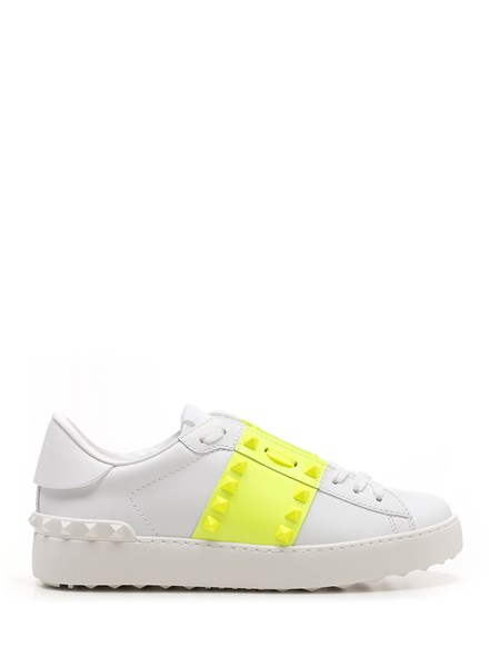 rockstud sneakers