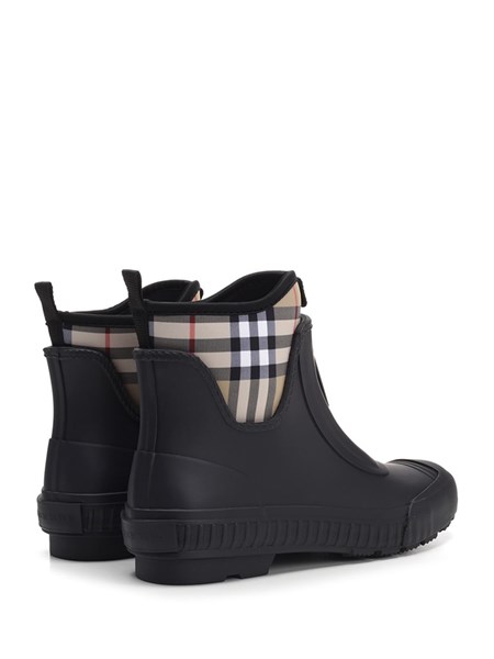 burberry rain boots black