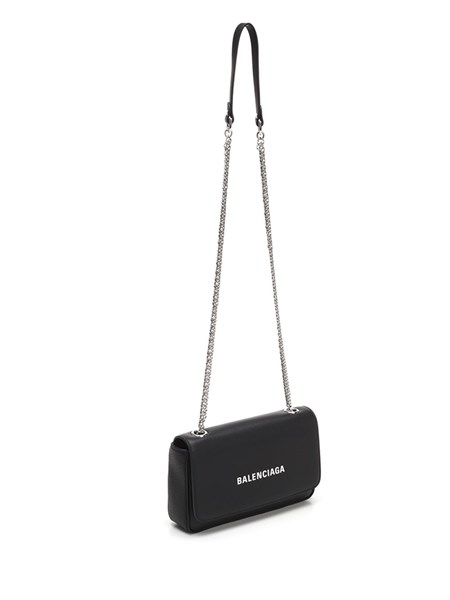 balenciaga everyday wallet on chain