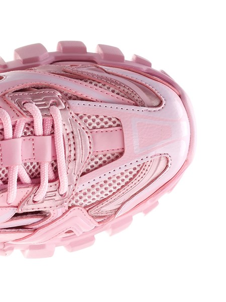 Balenciaga: saldi su scarpe, borse ed occhiali