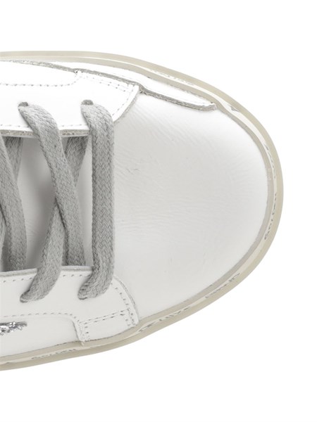 hi star sneakers with glittery star and laminated heel tab